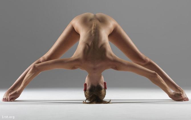 naked yoga shumeiko 6