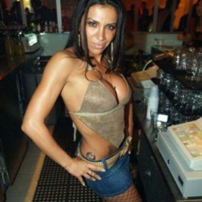 sexy barmaids 37