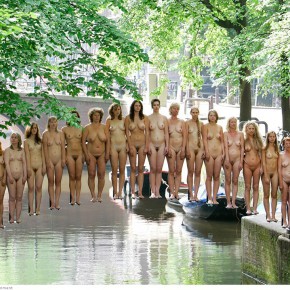 spencer tunick naked bums 20