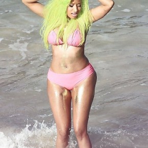 nicki minaj hot or not 5