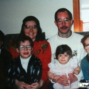 weirdest family photos 32