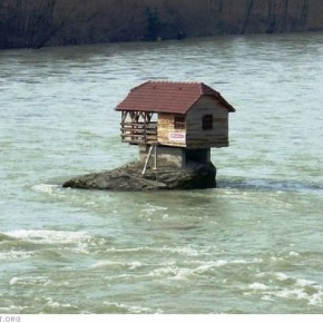 house on river b