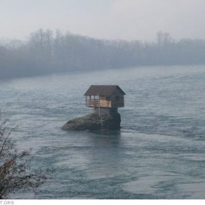 house on river i