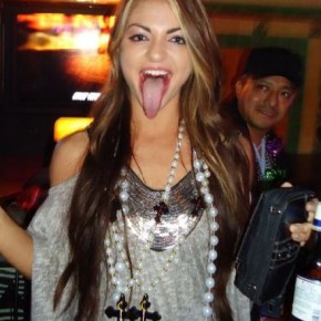 long tongue tracy 31