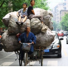 overloaded china vehicle 14