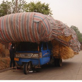 overloaded china vehicle 2