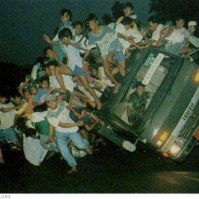 overloaded china vehicle 4