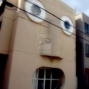 house with face f