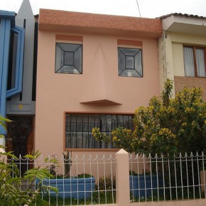 house with face l