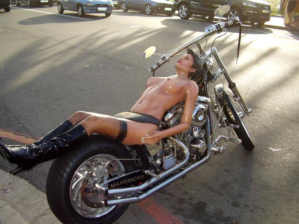 Nude Motorcycle 81