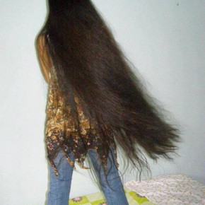 girls with longest hair 01