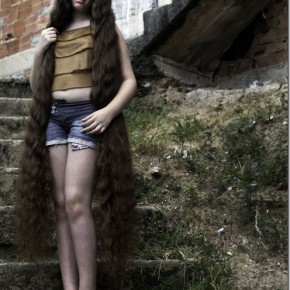 girls with longest hair 08