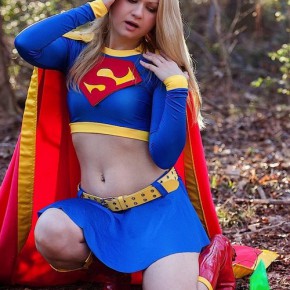 hot cosplay supergirl 2