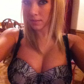 bibi jones self shot 08