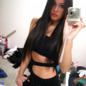 rebecca selfshot 20