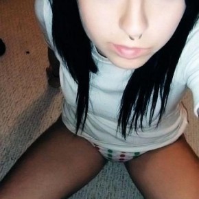 emo babe 22