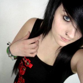 emo babe 27