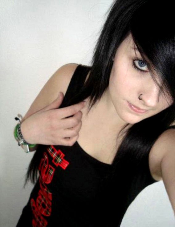 Hot And Cute Emo Babes 