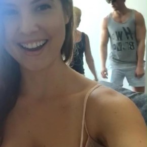 amanda cerny 37